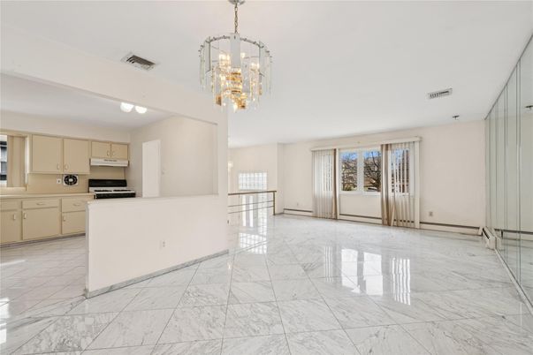 Chandelier, Interior, Kitchen, Marble, Pendant Lights, Stainless Steel Appliances