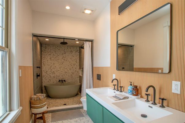 Bathroom, Dual Sink Vanities, Free Standing Baths, Interior, Recessed Lighting