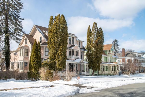 Exterior, Facade, Queen Anne Victorian