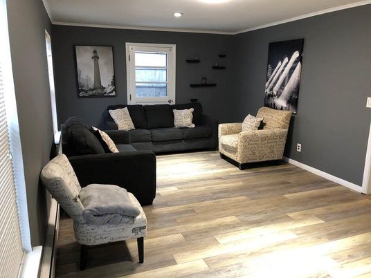 Interior, Living room, Recessed Lighting, Wood Texture Flooring