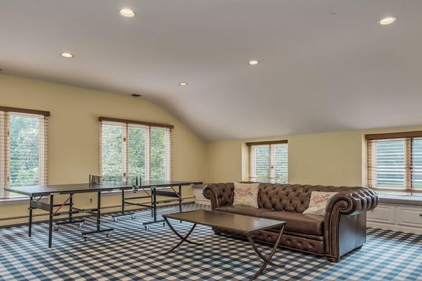 Game Room, Interior, Living room, Recessed Lighting