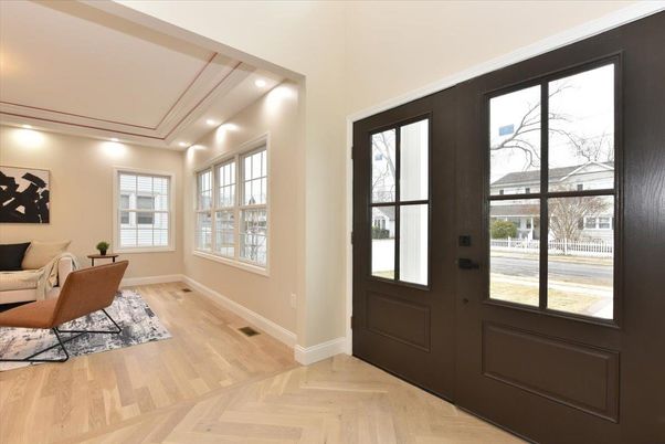 Interior, Recessed Lighting, Wood Texture Flooring