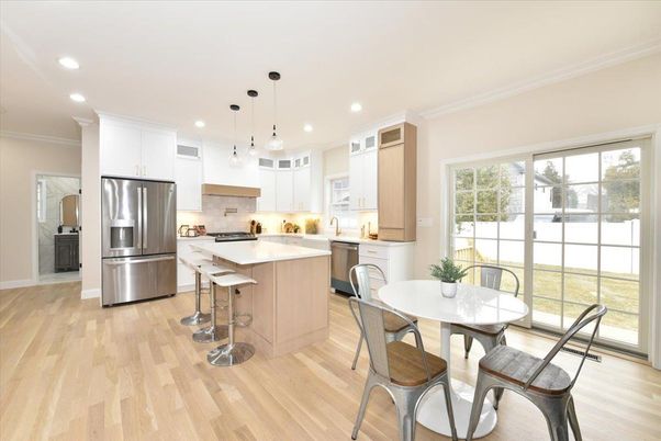 Dining room, Interior, Kitchen, Pendant Lights, Recessed Lighting, Stainless Steel Appliances, Wood Texture Flooring