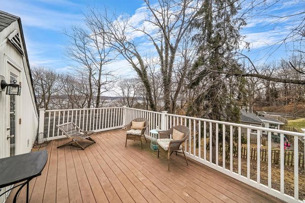 Exterior, Wood Texture Flooring