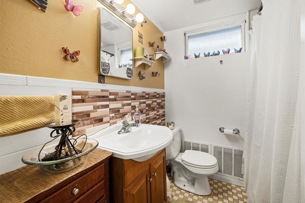 Bathroom, Interior