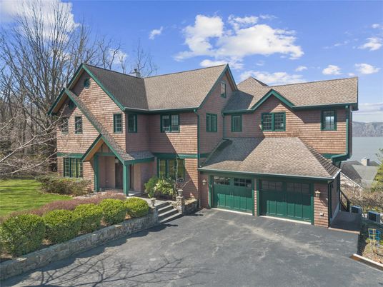 Attached, Exterior, Facade, Log Home