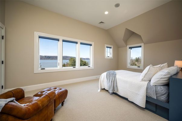 Bedroom, Interior, Recessed Lighting, Water