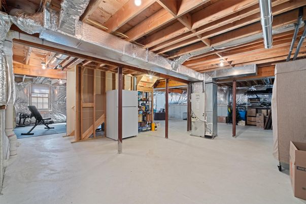 Fitness Equipment, Interior, Wooden Beams
