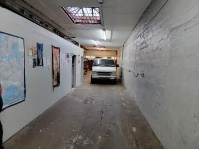 Garage, Interior, Stone Walls