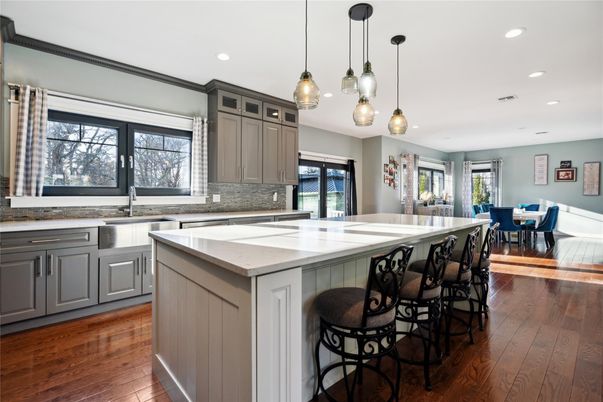 Dining room, Interior, Kitchen, Pendant Lights, Recessed Lighting, Wood Texture Flooring
