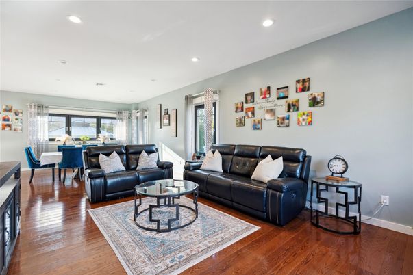 Dining room, Interior, Living room, Recessed Lighting, Wood Texture Flooring