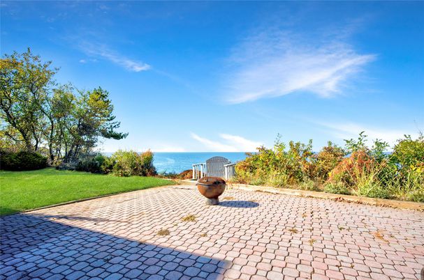 Backyard, Exterior, Water