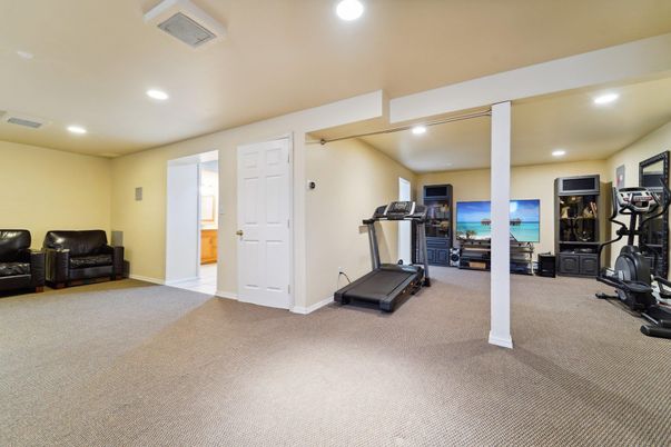 Fitness Equipment, Interior, Recessed Lighting
