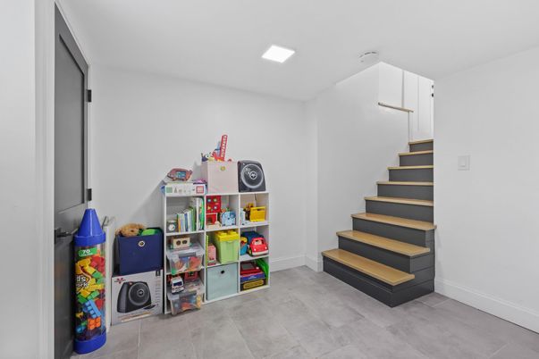 Interior, Recessed Lighting