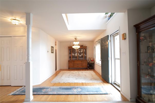 Chandelier, Interior, Wood Texture Flooring