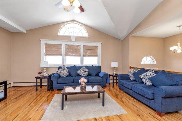 Interior, Living room, Pendant Lights, Wood Texture Flooring