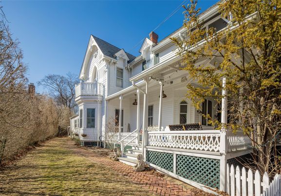 Exterior, Facade, Queen Anne Victorian