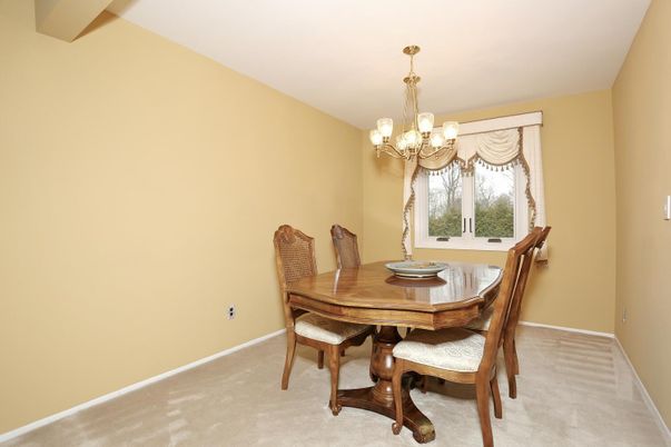 Chandelier, Dining room, Interior