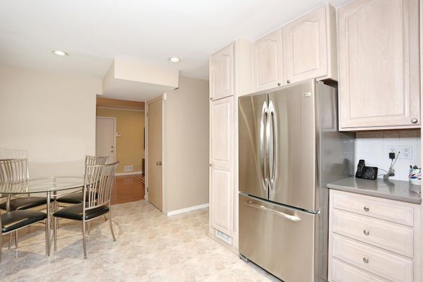 Dining room, Interior, Kitchen, Recessed Lighting, Stainless Steel Appliances