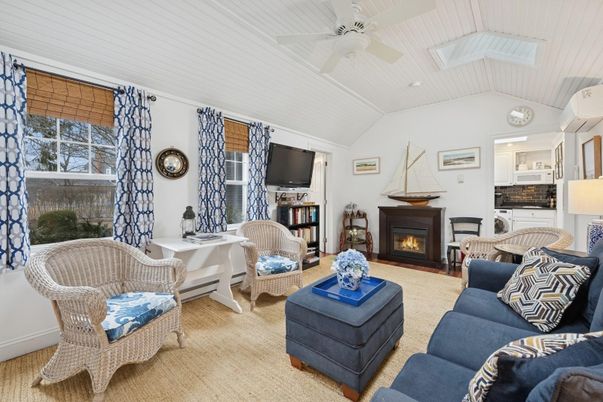 Fireplace, Interior, Living room