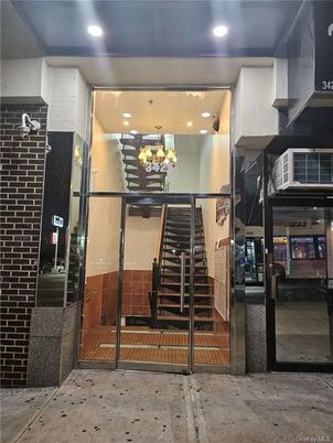 Elevator, Interior, Recessed Lighting