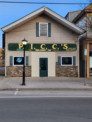 Exterior, Facade, None