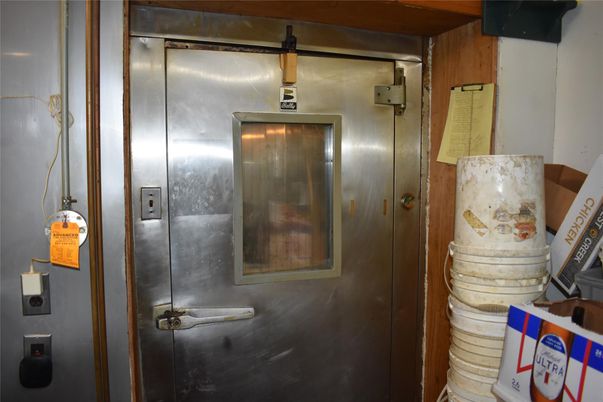 Elevator, Interior