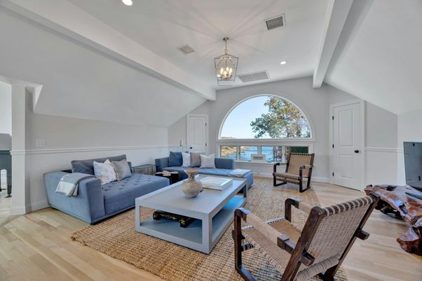 Interior, Living room, Pendant Lights, Recessed Lighting, Wood Texture Flooring