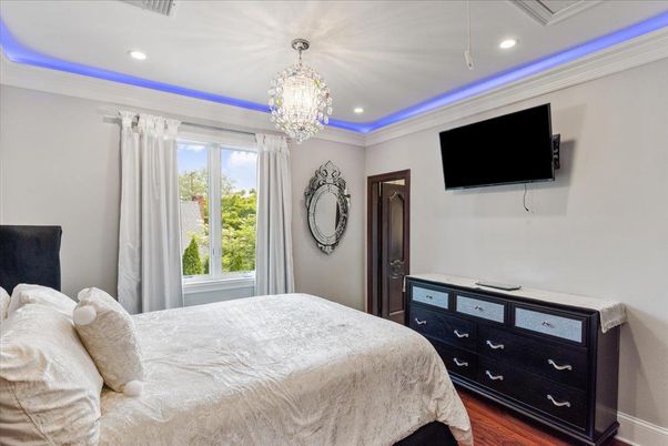 Bedroom, Chandelier, Interior, Recessed Lighting, Wood Texture Flooring