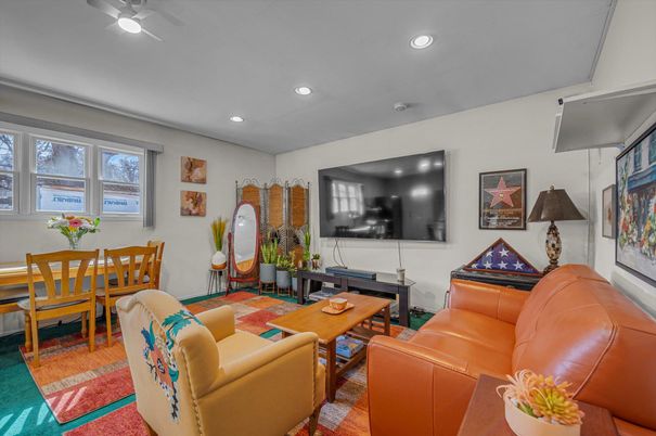 Dining room, Interior, Living room, Recessed Lighting