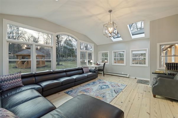 Interior, Living room, Pendant Lights, Wood Texture Flooring