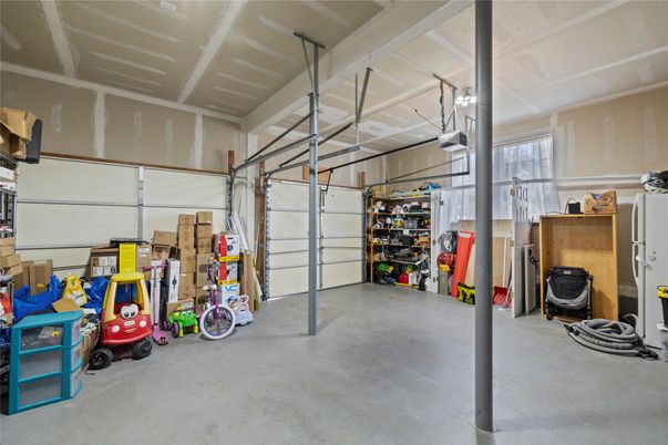 Garage, Interior