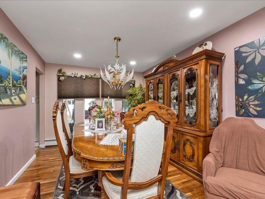 Chandelier, Dining room, Interior, Recessed Lighting, Wood Texture Flooring