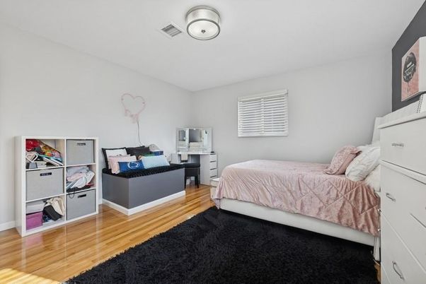 Bedroom, Home Office, Interior, Wood Texture Flooring