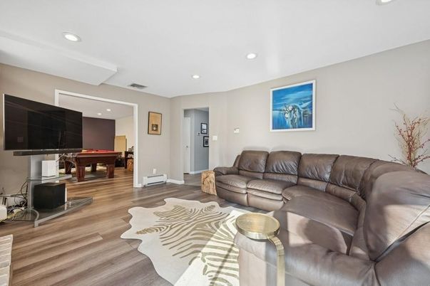 Billiard Table, Game Room, Interior, Living room, Recessed Lighting, Wood Texture Flooring