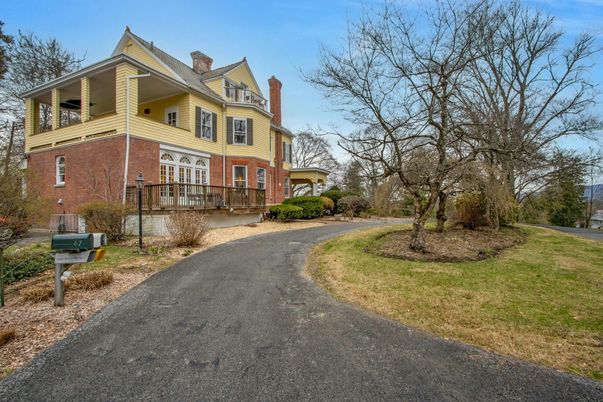 Backyard, Exterior, Facade, Brick Facade, Queen Anne Victorian