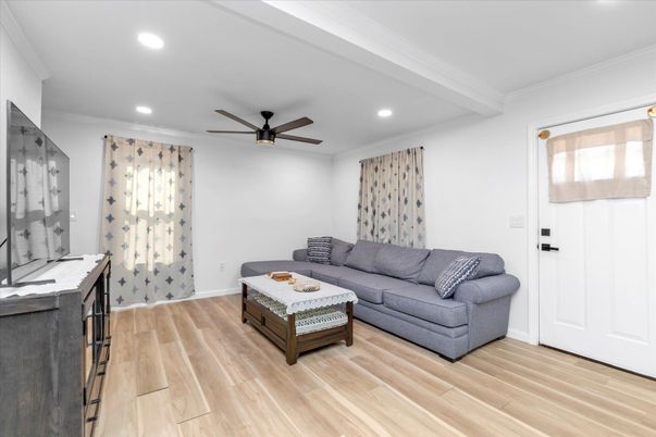 Interior, Living room, Recessed Lighting, Wood Texture Flooring