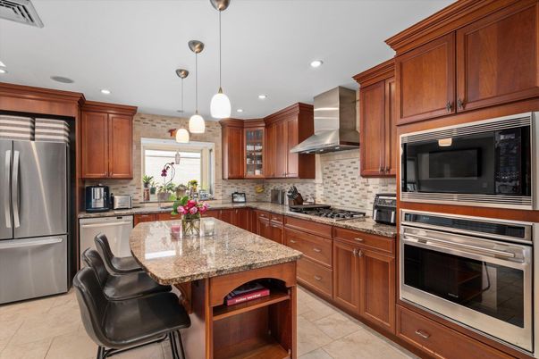 Interior, Kitchen, Pendant Lights, Recessed Lighting, Stainless Steel Appliances