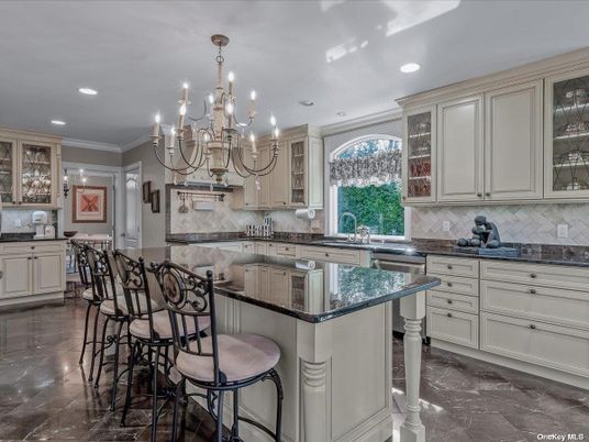 Chandelier, Interior, Kitchen, Recessed Lighting, Stainless Steel Appliances