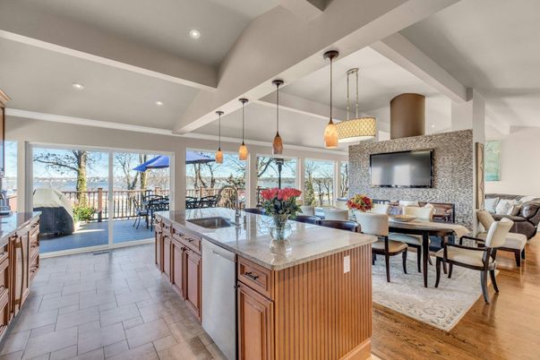 Dining room, Interior, Kitchen, Living room, Pendant Lights, Recessed Lighting, Wood Texture Flooring