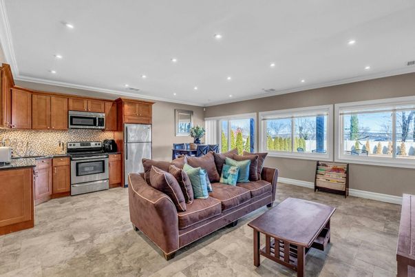 Interior, Kitchen, Living room, Recessed Lighting, Stainless Steel Appliances