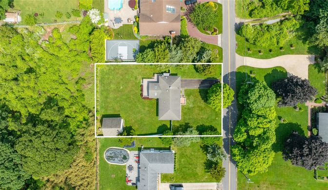 Exterior, Drone