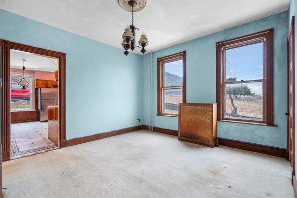Chandelier, Empty room, Interior