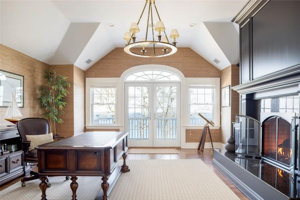 Chandelier, Fireplace, Interior, Recessed Lighting, Wood Texture Flooring