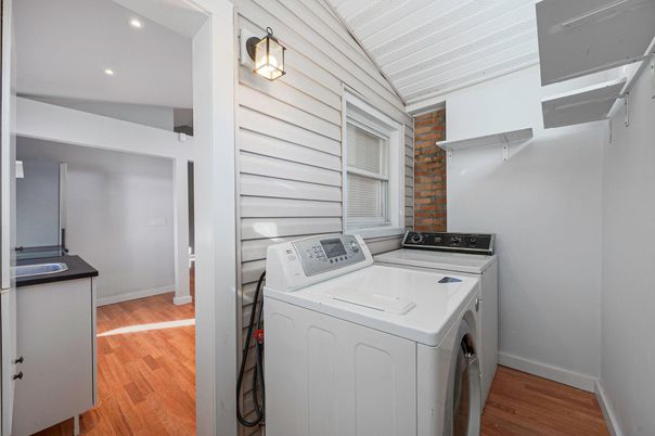 Interior, Recessed Lighting, Utility Closets, Washer, Wood Texture Flooring