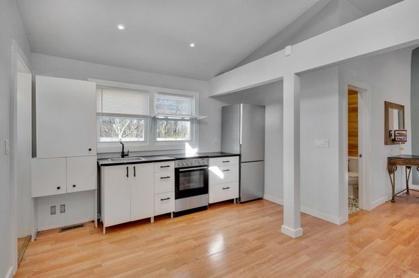Interior, Kitchen, Recessed Lighting, Wood Texture Flooring