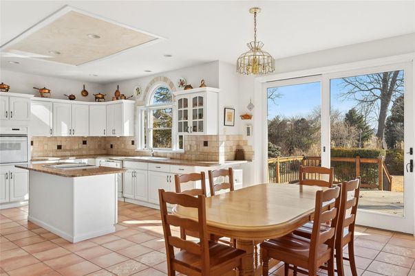 Dining room, Interior, Kitchen, Pendant Lights, Recessed Lighting