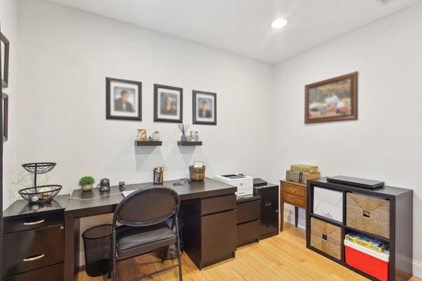 Home Office, Interior, Recessed Lighting, Wood Texture Flooring