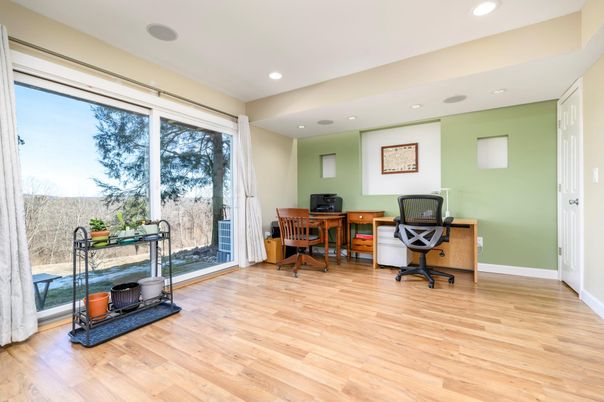 Home Office, Interior, Recessed Lighting, Wood Texture Flooring