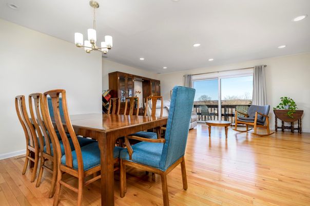 Chandelier, Dining room, Interior, Recessed Lighting, Wood Texture Flooring